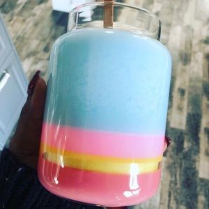 26 oz Layered Surprise Candle.